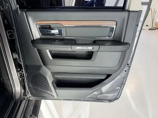 2018 Ram 2500 Laramie Crew Cab 4x4 8 Box
