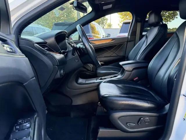 2019 Lincoln MKC Select