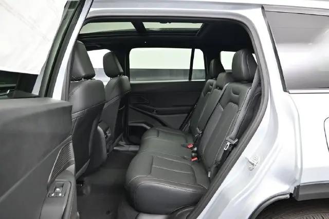 2026 Jeep Cherokee Overland 4x4