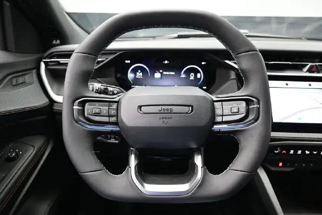 2026 Jeep Cherokee Overland 4x4