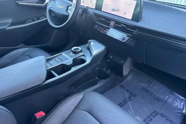 2024 Kia EV6 Wind