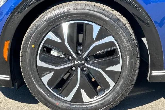 2024 Kia EV6 Wind
