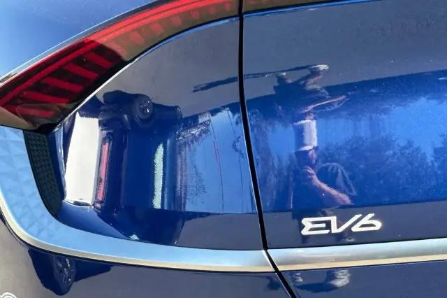 2024 Kia EV6 Wind
