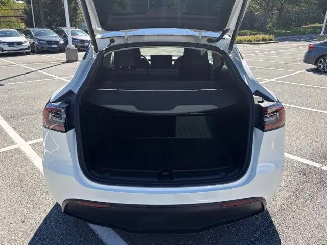 2024 Tesla Model Y Long Range Dual Motor All-Wheel Drive