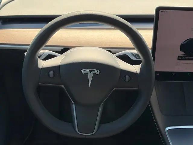 2024 Tesla Model Y Long Range Dual Motor All-Wheel Drive