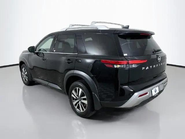 2025 Nissan Pathfinder SL 4WD