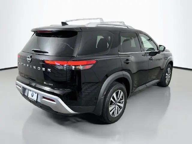 2025 Nissan Pathfinder SL 4WD