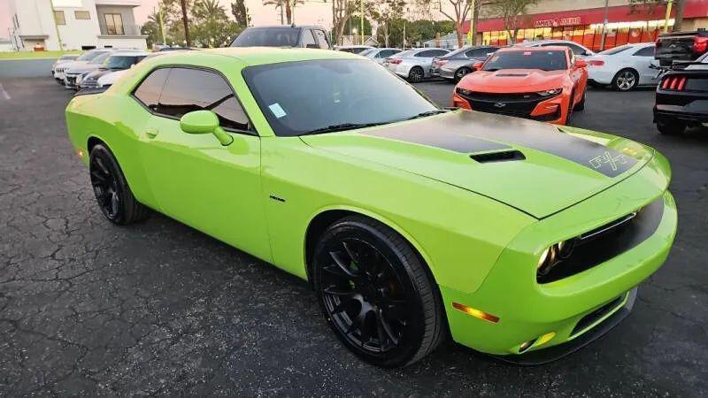 2015 Dodge Challenger R/T Plus