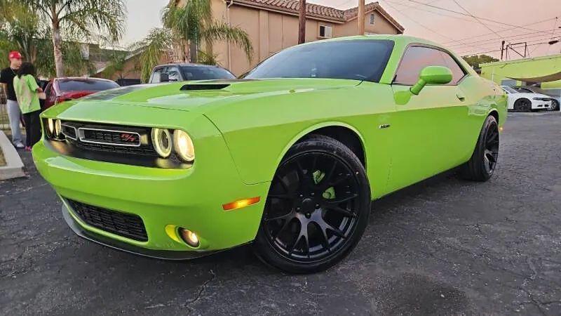 2015 Dodge Challenger R/T Plus