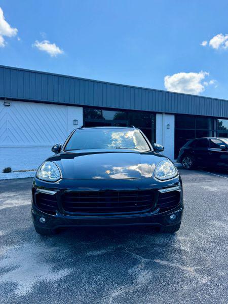 2016 Porsche Cayenne Base