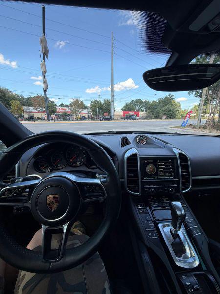 2016 Porsche Cayenne Base