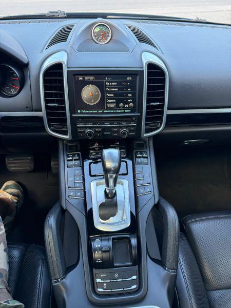 2016 Porsche Cayenne Base