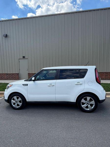 2017 Kia Soul Base