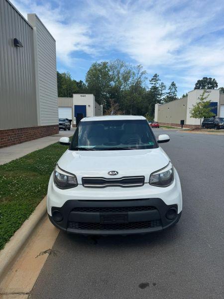 2017 Kia Soul Base