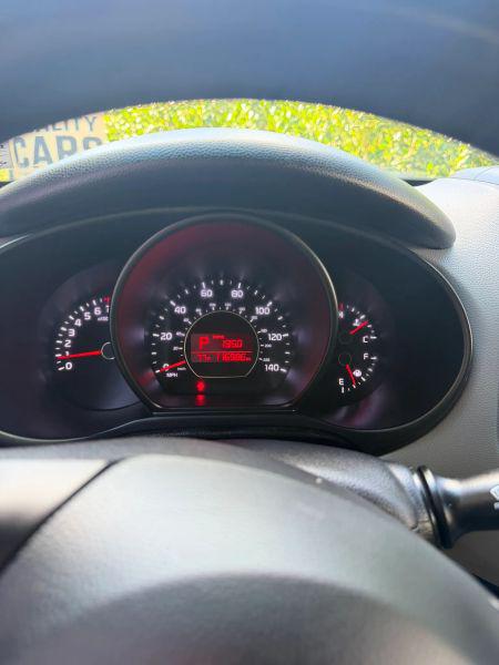 2017 Kia Soul Base