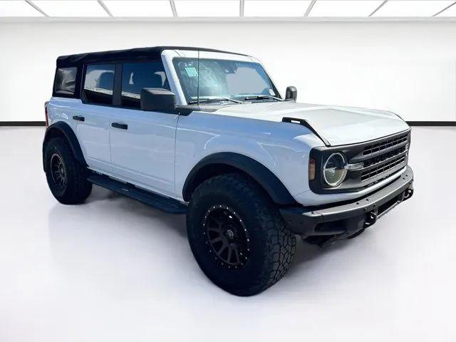 2021 Ford Bronco Base