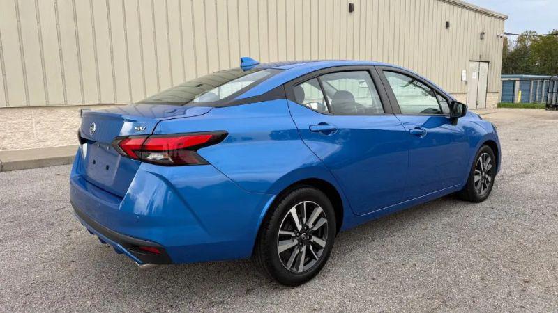 2021 Nissan Versa SV Xtronic CVT