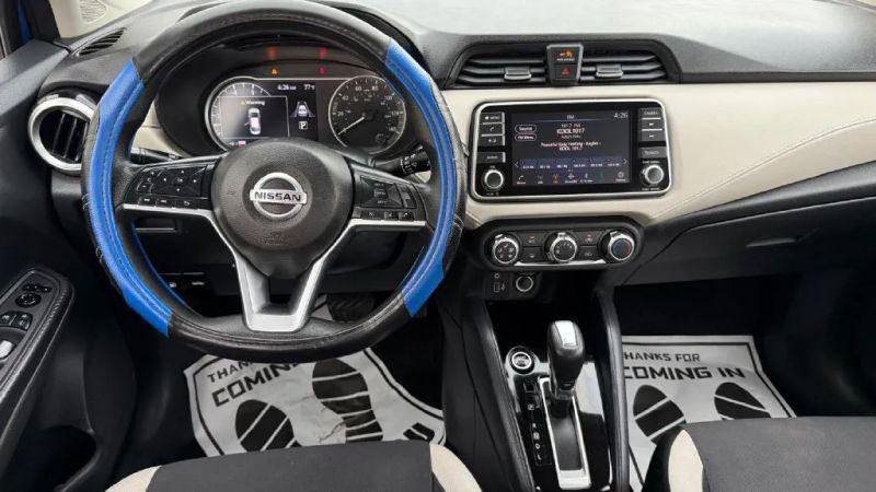 2021 Nissan Versa SV Xtronic CVT