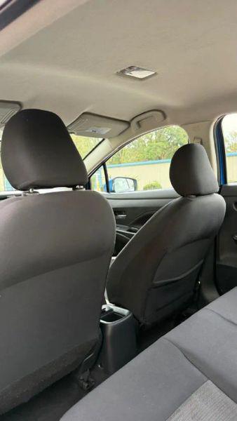 2021 Nissan Versa SV Xtronic CVT