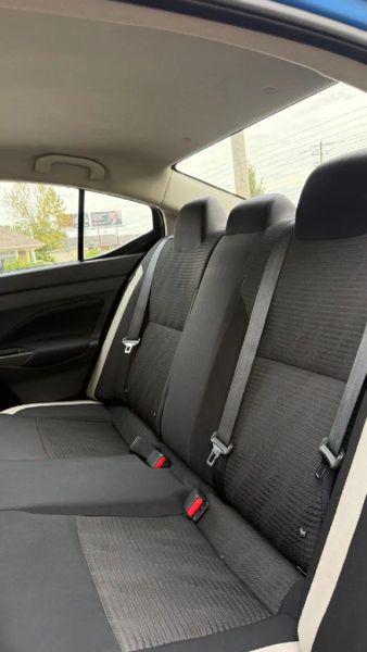 2021 Nissan Versa SV Xtronic CVT