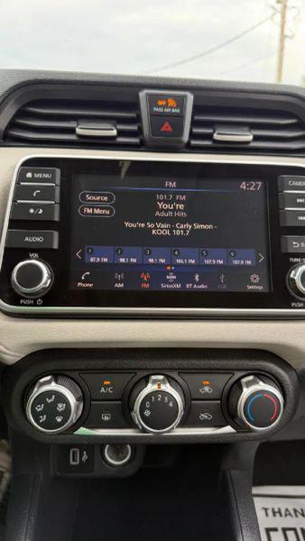 2021 Nissan Versa SV Xtronic CVT