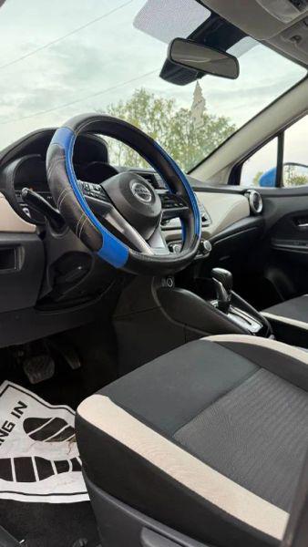 2021 Nissan Versa SV Xtronic CVT