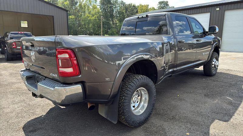 2020 Ram 3500 Laramie Longhorn Crew Cab 4x4 8 Box