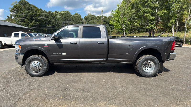 2020 Ram 3500 Laramie Longhorn Crew Cab 4x4 8 Box