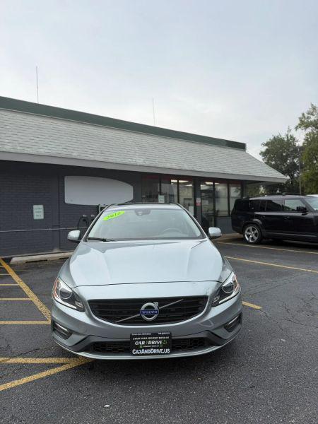 2018 Volvo V60 T5 Dynamic for sale in Midlothian, IL