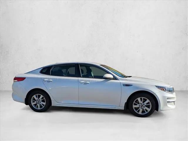 2017 Kia Optima LX