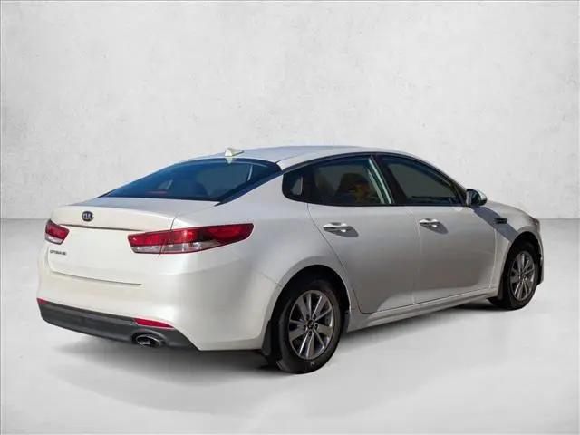 2017 Kia Optima LX