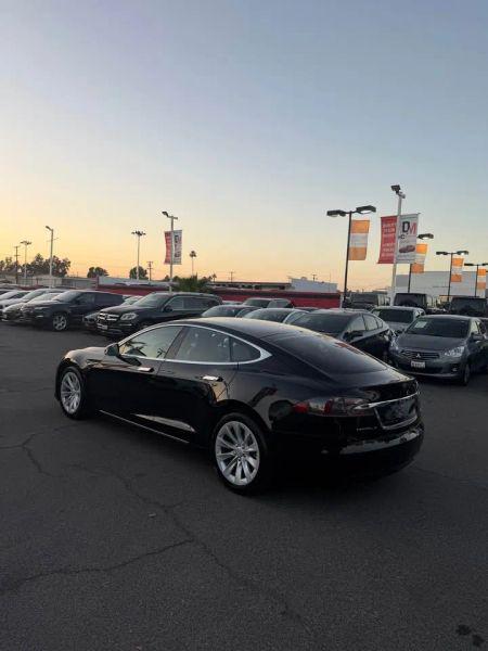 2018 Tesla Model S 75D