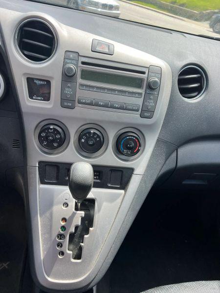 2009 Toyota Matrix Base