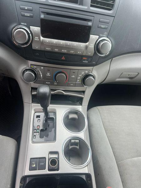 2012 Toyota Highlander SE V6