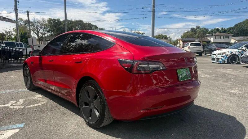 2021 Tesla Model 3 Standard Range Plus Rear-Wheel Drive