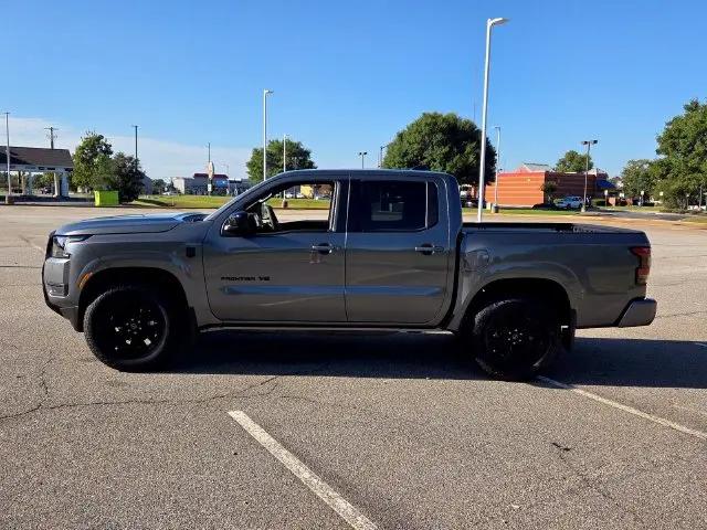 2027 Nissan Frontier SV