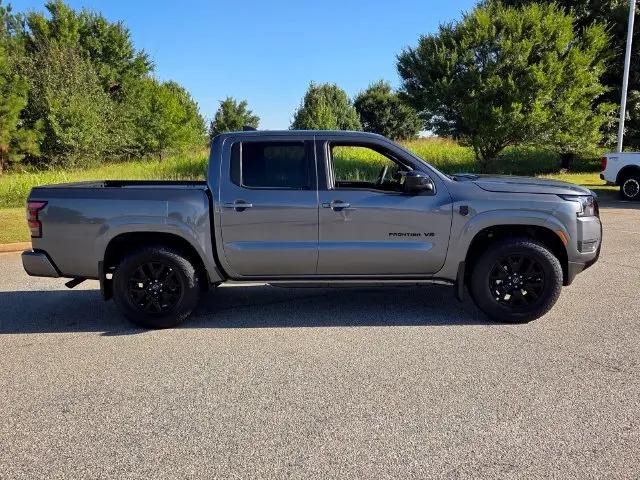 2027 Nissan Frontier SV