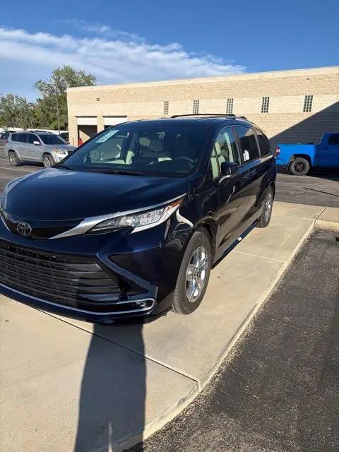 2026 Toyota Sienna Limited for sale in Farmington, NM