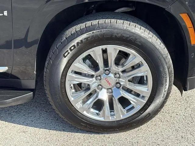 2025 GMC Yukon 4WD Denali