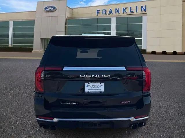 2025 GMC Yukon 4WD Denali
