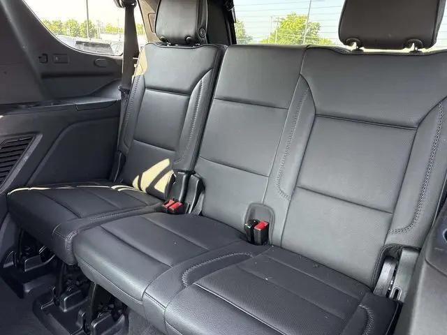 2025 GMC Yukon 4WD Denali