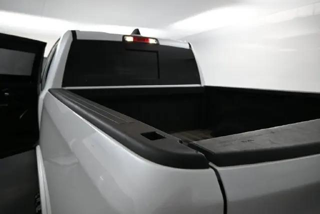 2022 Ram 1500 Laramie Crew Cab 4x4 57 Box