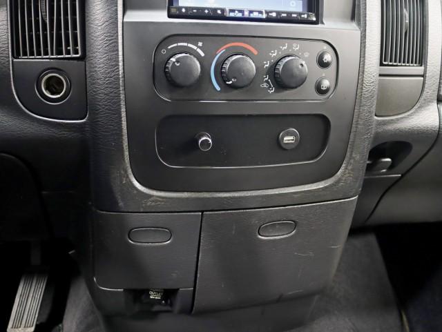 2005 Dodge Ram 1500 SLT/Laramie