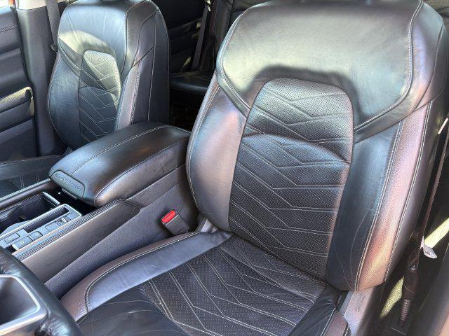 2022 Nissan Pathfinder Platinum 2WD