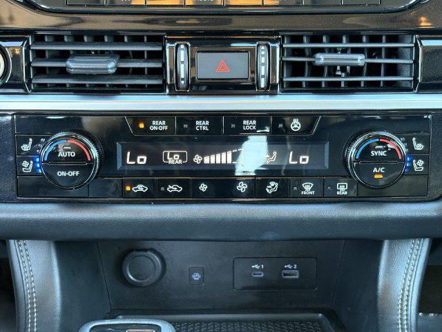2022 Nissan Pathfinder Platinum 2WD