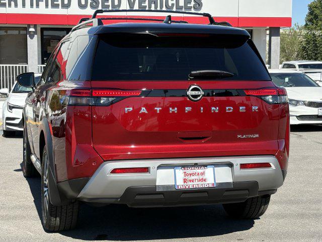 2022 Nissan Pathfinder Platinum 2WD