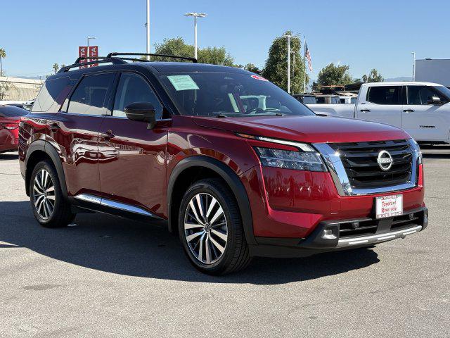 2022 Nissan Pathfinder Platinum 2WD