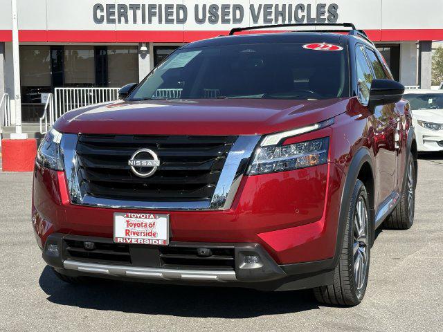 2022 Nissan Pathfinder Platinum 2WD