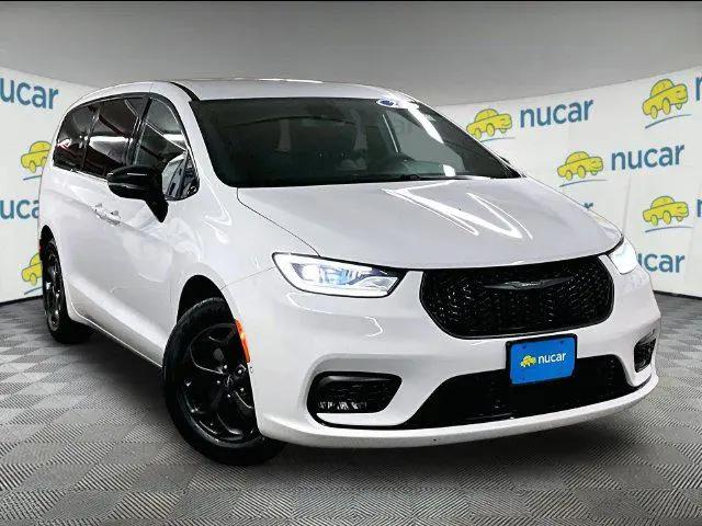 2024 Chrysler Pacifica Hybrid S Appearance Pkg for sale in Lebanon, NH