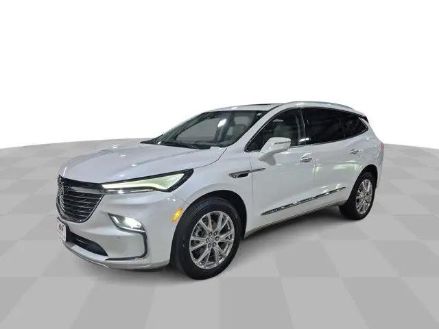 2024 Buick Enclave Essence AWD for sale in Clive, IA